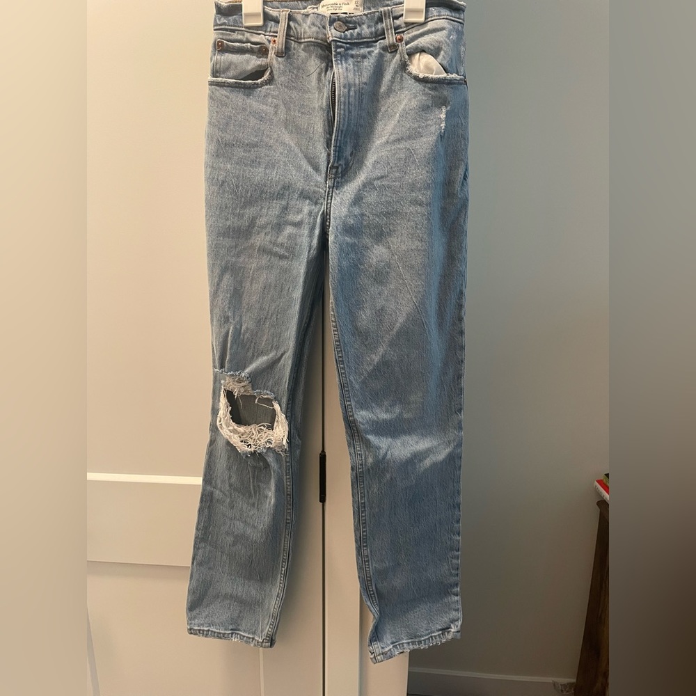 Abercrombie 90s Straight Ultra High Rise Jeans
